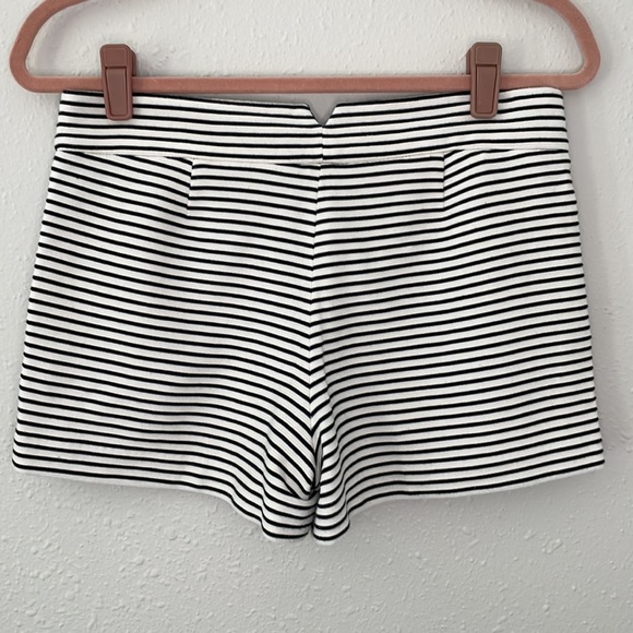 BCBG MaxAzria Black & White Stripe Shorts size S - Picture 5 of 5